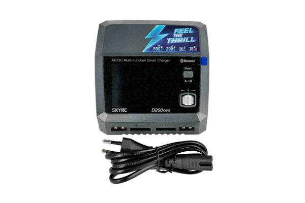 Подвійний зарядний пристрій SkyRC D200 NEO (6S/20A/AC-200W/DC-800W)