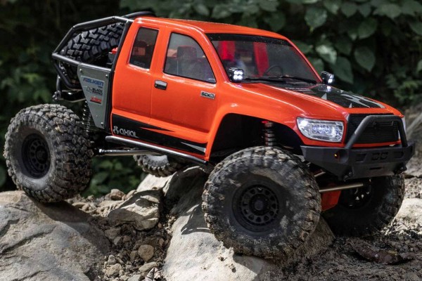 Радіокеровані моделі Axial