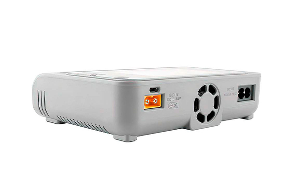 Зарядний пристрій ToolkitRC Q4AC 4x50W 2-4S AC/DC XT60