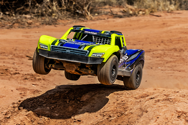 Traxxas Mini Slash 1/16 Brushless 4WD RTR Short Course Truck (108164-1 Yellow) машинка на радіокеруванні