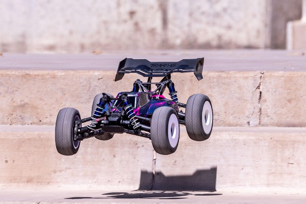 Traxxas Jato 4×4 VXL 1/8 Brushless Electric Racing Buggy (90386-4 Pink) w/TQi 2.4GHz Radio & Link Module радіокерована модель