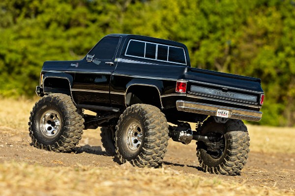 Traxxas TRX-4 1/10 High Trail Edition RC Crawler w/’79 Chevy K10 Truck Body (92056-4 Black) машинка на пульті керування
