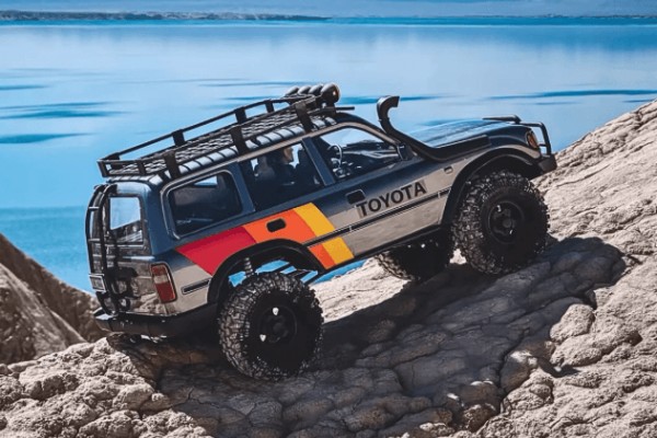 FMS 1/10 Toyota Land Cruiser 80 FCX10 LC80 RTR (11042RSGY) – радіокерований краулер