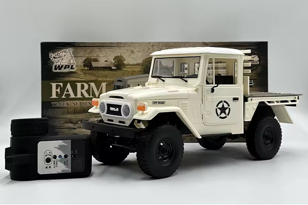 WPL C44 White 1/16 RTR 4WD оновлений експедиційний позашляховик